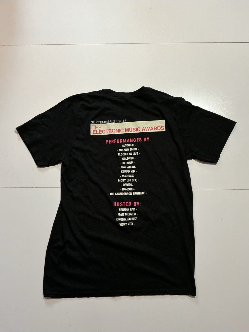 The Electronic Music Awards 2017
Autograf Goldfish Lineup EDM Graphic T-Shirt